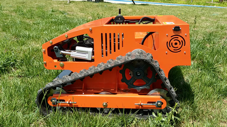 petrol electric traction travel motor blade rotary remotely controlled mowing robot