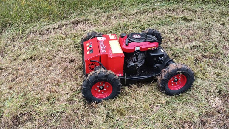 agricultural robotic gasoline 360 degree rotation wireless mower with tracks