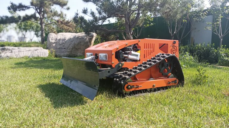 9HP EPA approved gasoline engine 20 inch cutting blade remote controlled lawn mower