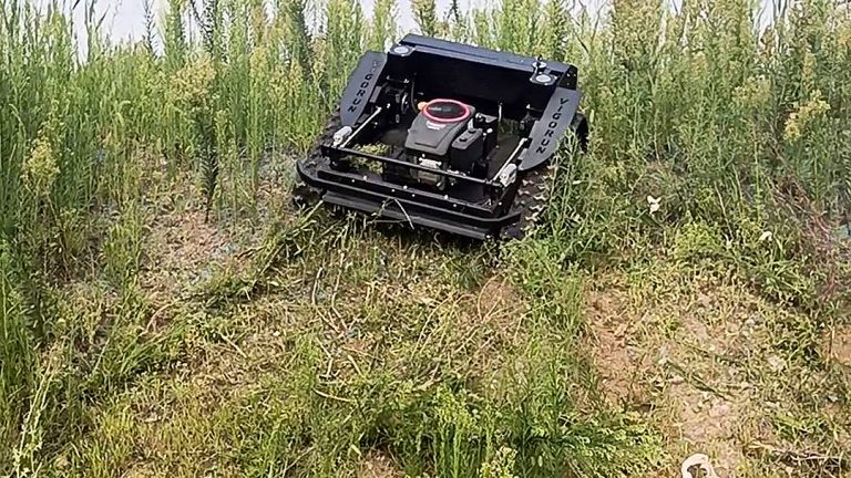 it is not a easy job to climb over 60 degree slope even for Vigorun slope mower