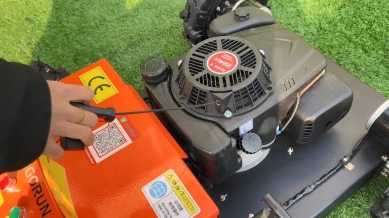 User guide for VIGORUN Wireless Radio Control Mowing Robot (VTW550-90 With Pull Start)